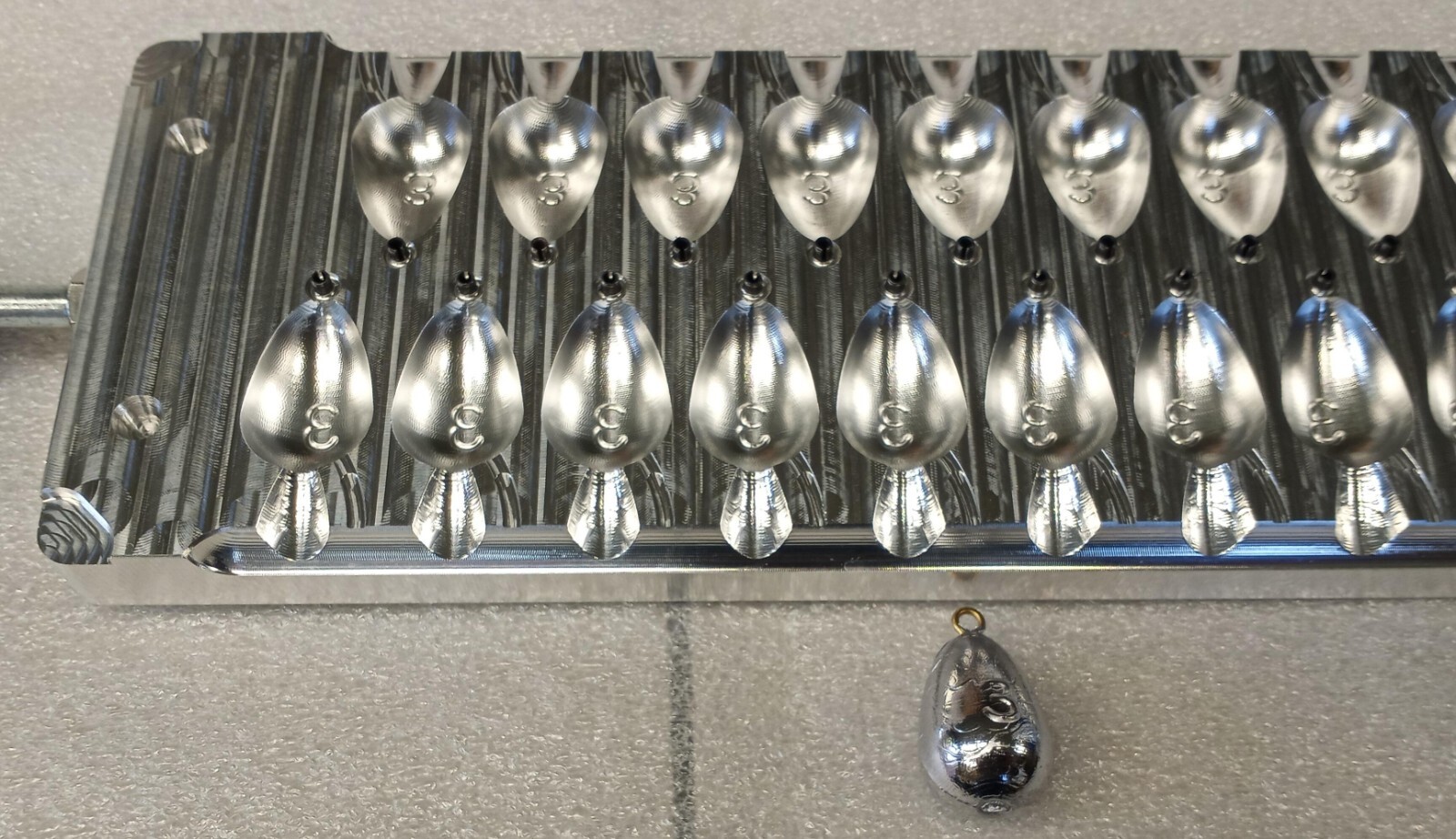 Bell Sinker - 3 oz Production Mold ( 22 cavity ) Aluminum CNC