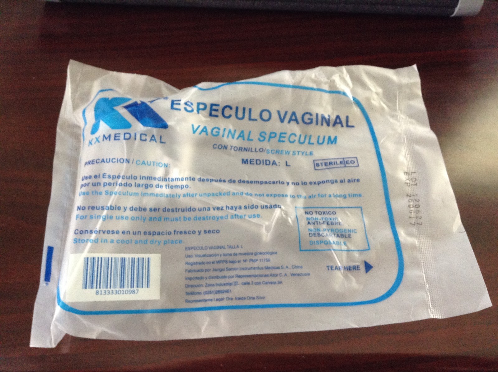 1 Disposable Vaginal Speculum Size L, Sterile, Plastic, Clear NEW - no screw-