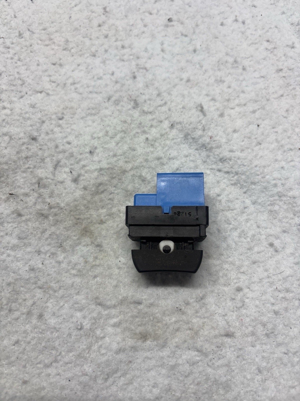 13-14-15-16 CHEVROLET TRAX/ DOOR LOCK CONTROL/ SWITCH/ BUTTON.OEM