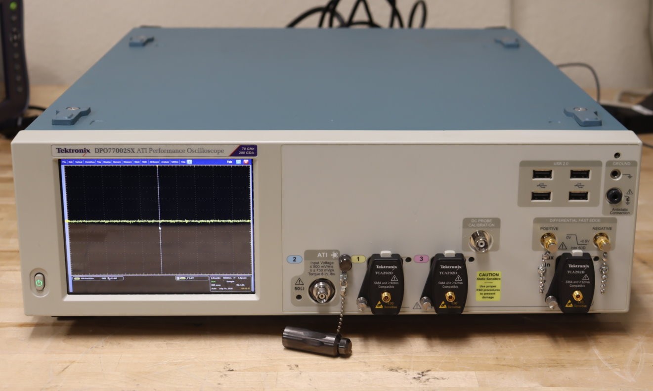 Tektronix DPO77002SX High Performance Scope 33GHz / 70GHz 200Gs/S GUARANTEED