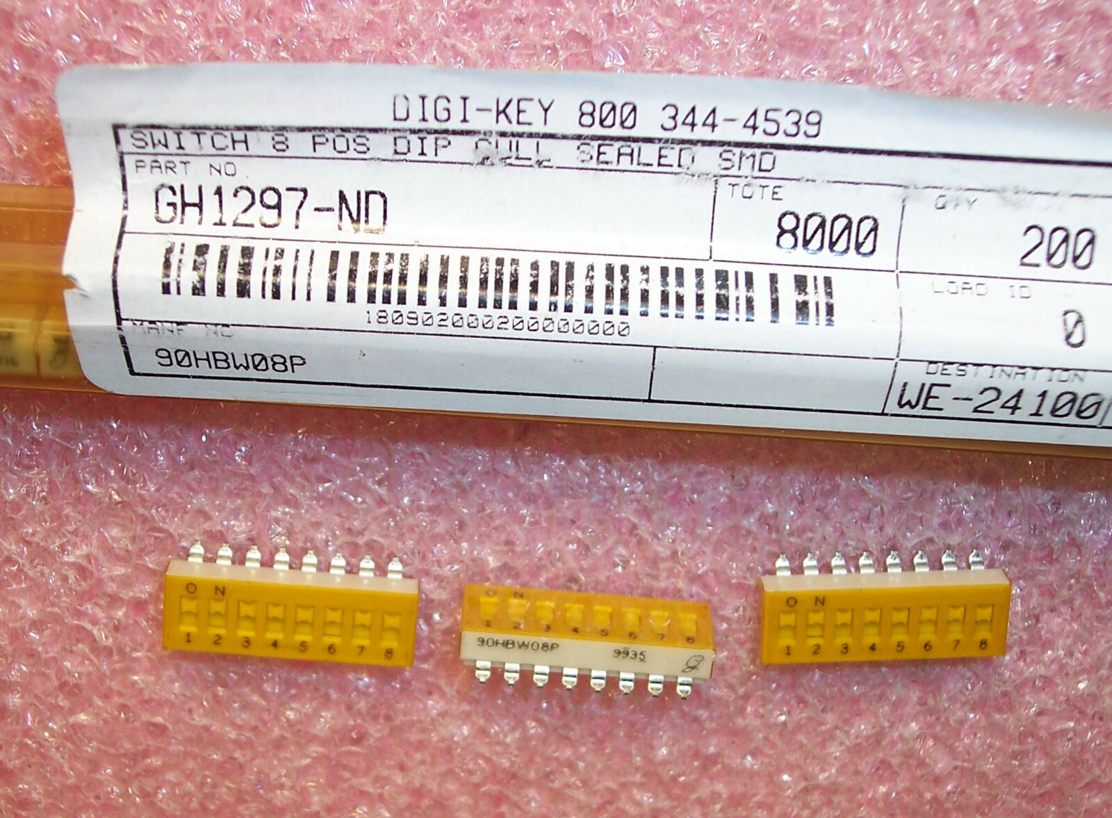 QTY (20) 8 POSITION SMD LOW PROFILE SPST DIP SWITCH 90HBW08P GRAYHILL NOS 1 TUBE
