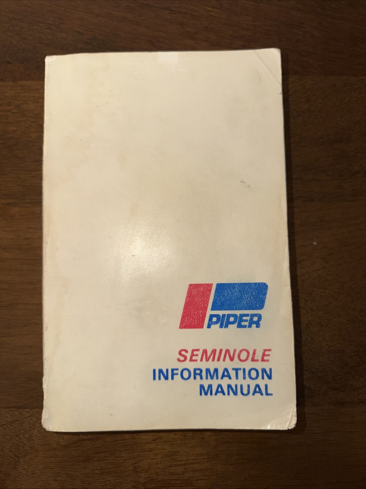 Piper 1979-82 PA-44-180 Seminole Information Manual 761-662 - Good Condition