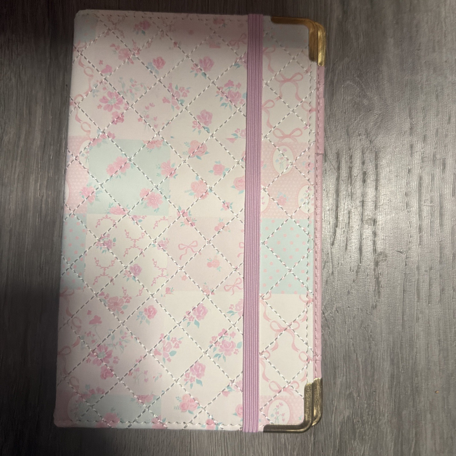 Royal White Server Pad Paper
