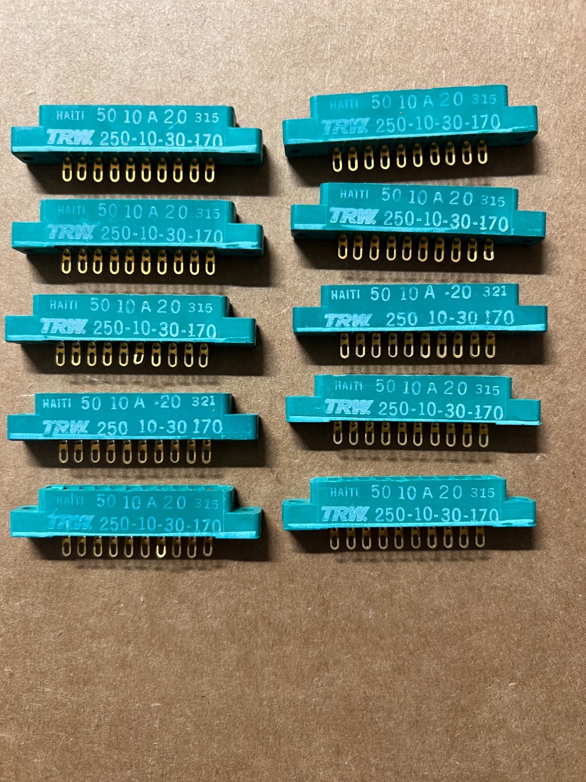 5pcs of TRW CINCH 250-10-30-170 Card Edge Connector