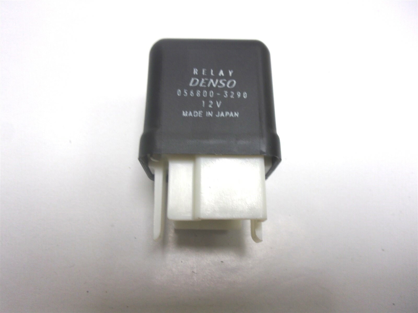 5H632-42510 GENUINE OEM KUBOTA GLOW RELAY 12V DENSO 056800-3290 D1105 D722
