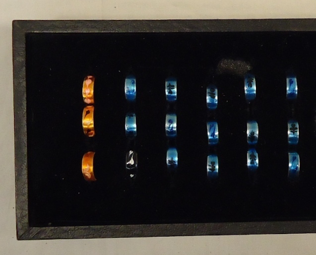 Adjustable Toe Rings Qty 47 Includes Jewelry Display