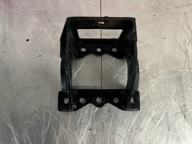PETERBILT 01-47609 GUSSETT - CROSSMEMBER