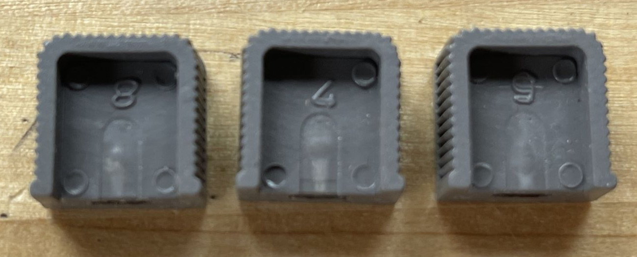 Singer 4525 Sewing Machine Rubber Lever knobs/ends.