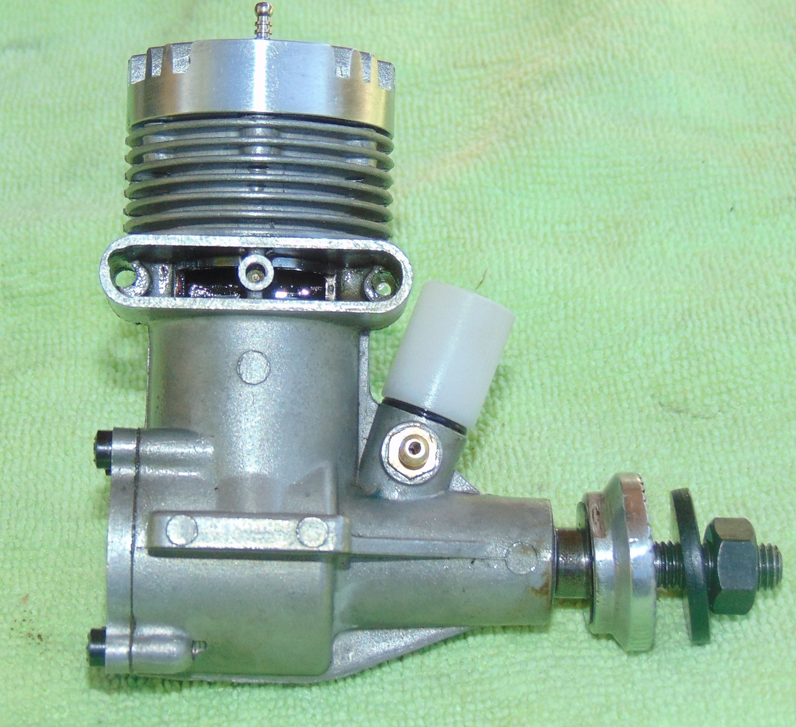 OS Max 35 CL Stunt Model Airplane Engine, cleaned with box .