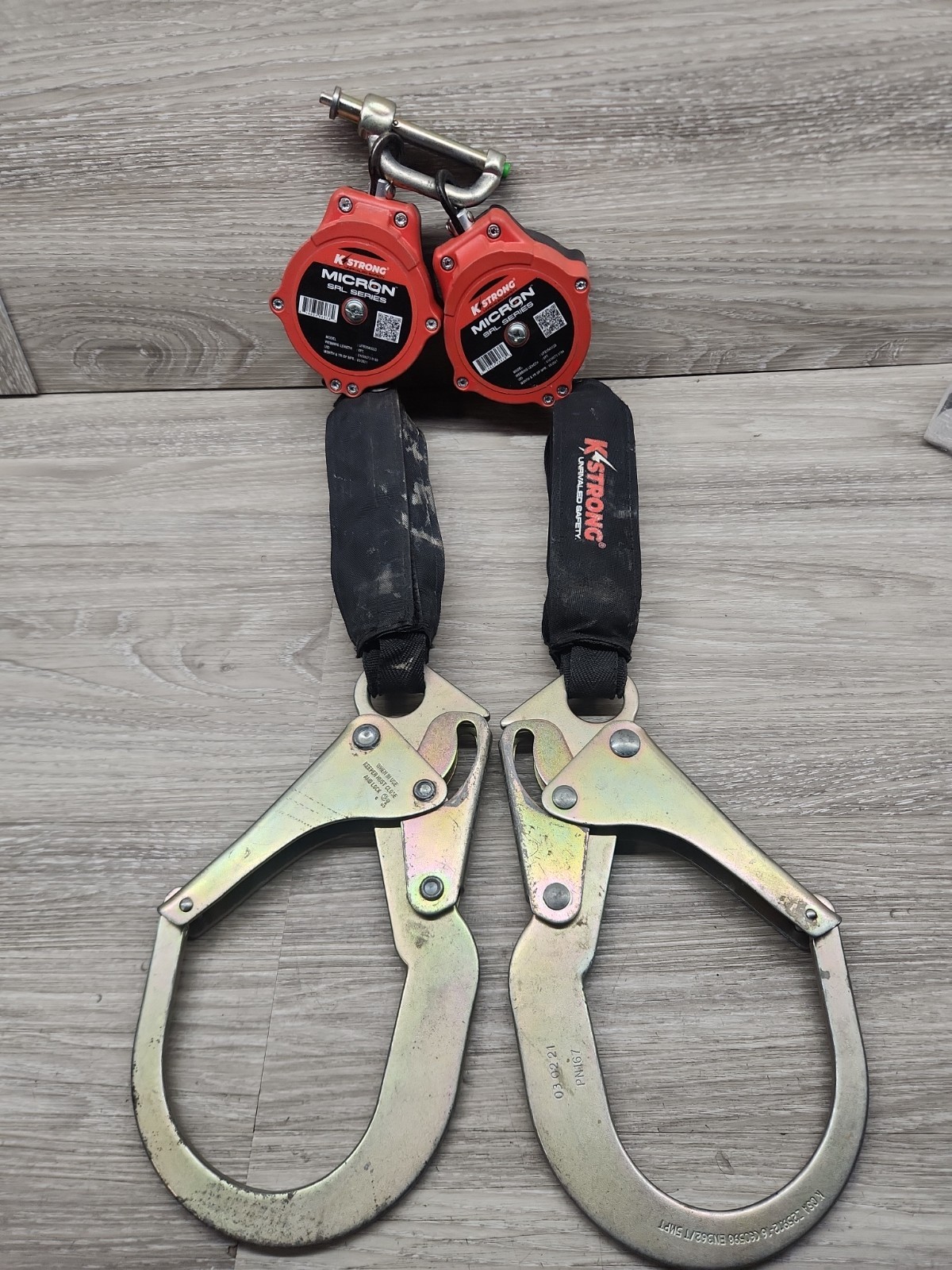 KStrong UFS354002DKIT Duel 6 ft Micron SRL Assembly with Rebar Hooks (Used).