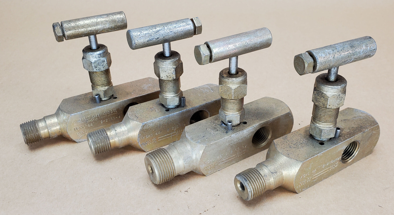 AGCO Anderson Greenwood Gauge Needle Valve M5HC-44 2-2165 9 1/2" LOT of 4