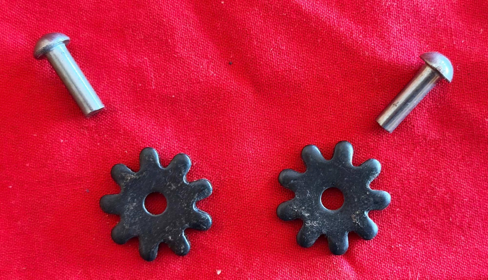 NICE NEW/OLD STOCK 1" 10-Point COWBOY VAQUERO SPUR ROWELS & Pins