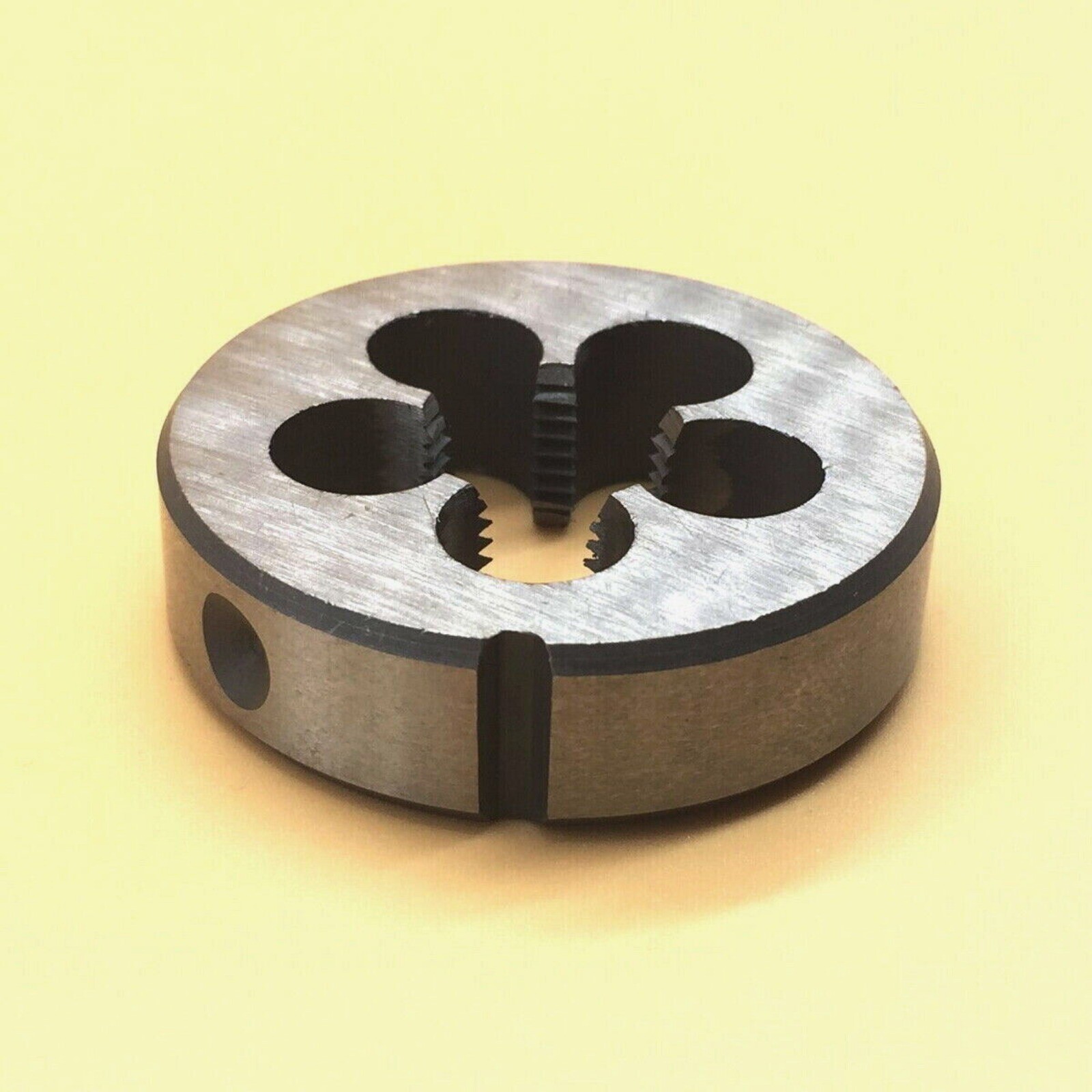 M76 x 6mm Metric Right hand Die 76x6.0mm Pitch