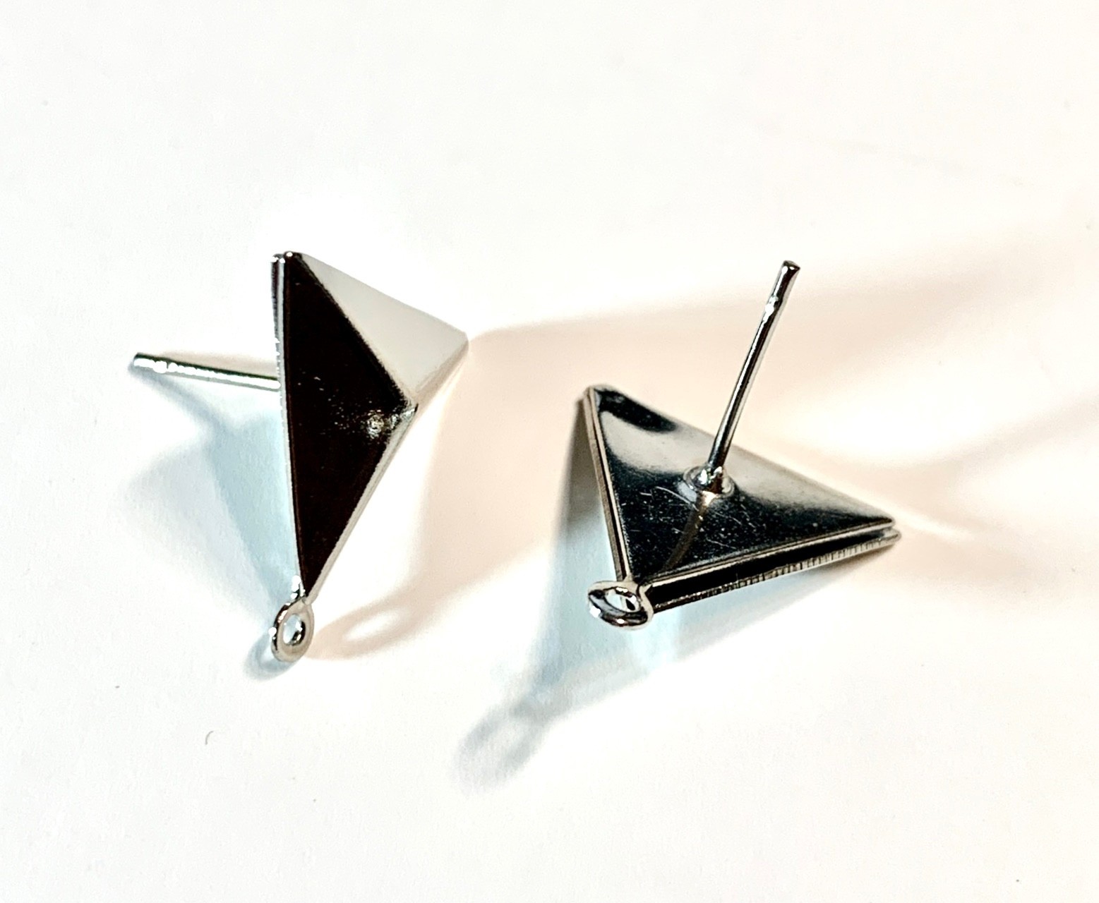 NOS 100 Earstuds Post Silver Half Triangle Loop Pierced Earrings Bead Findings