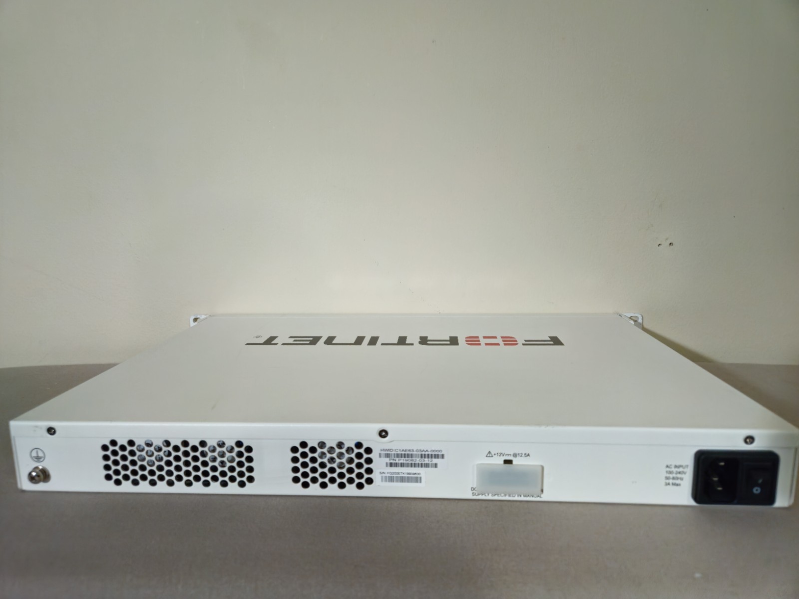 Fortinet FortiGate 200E FG-200E Network Security / Firewall Appliance