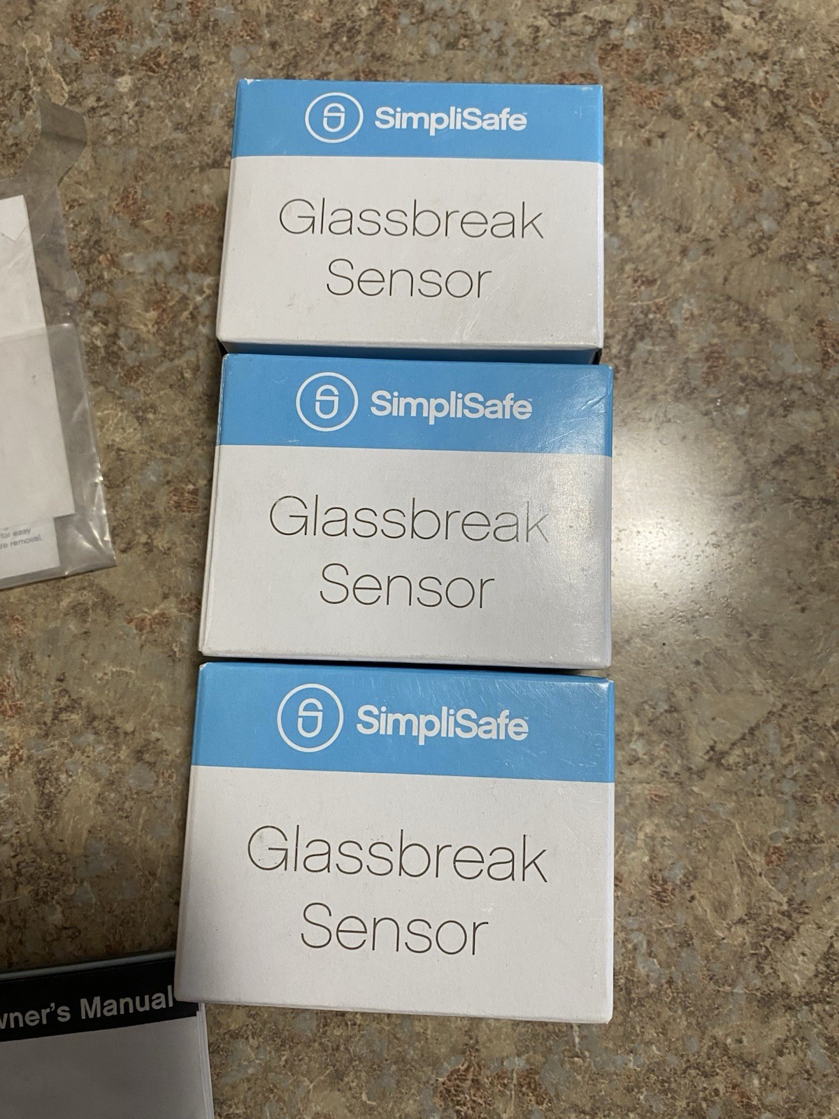 SimpliSafe Gen 3 Security System 16 Entry 3 Glass Break Keypad Base Remote
