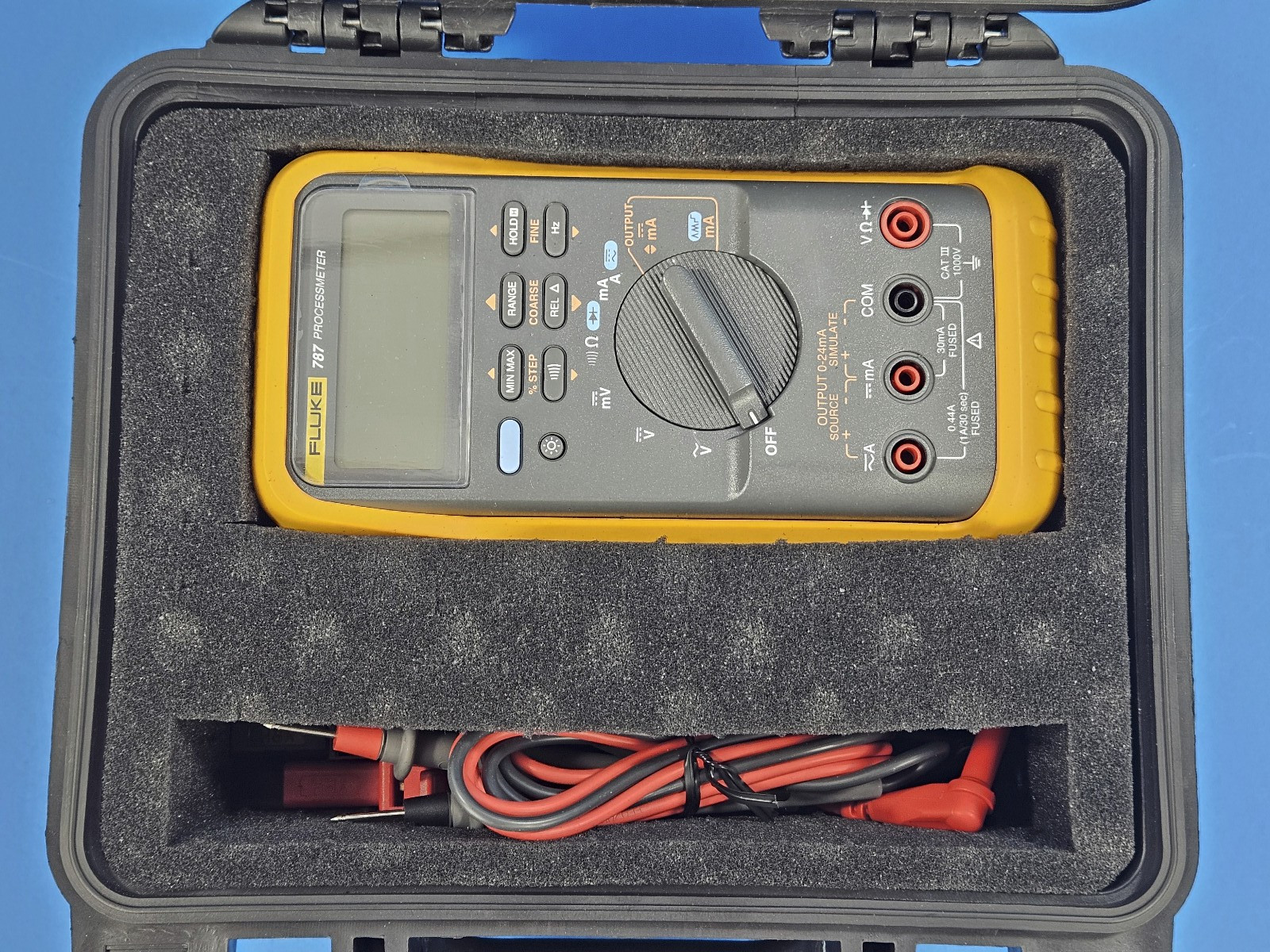 Fluke 787 ProcessMeter Calibrator Meter Multimeter