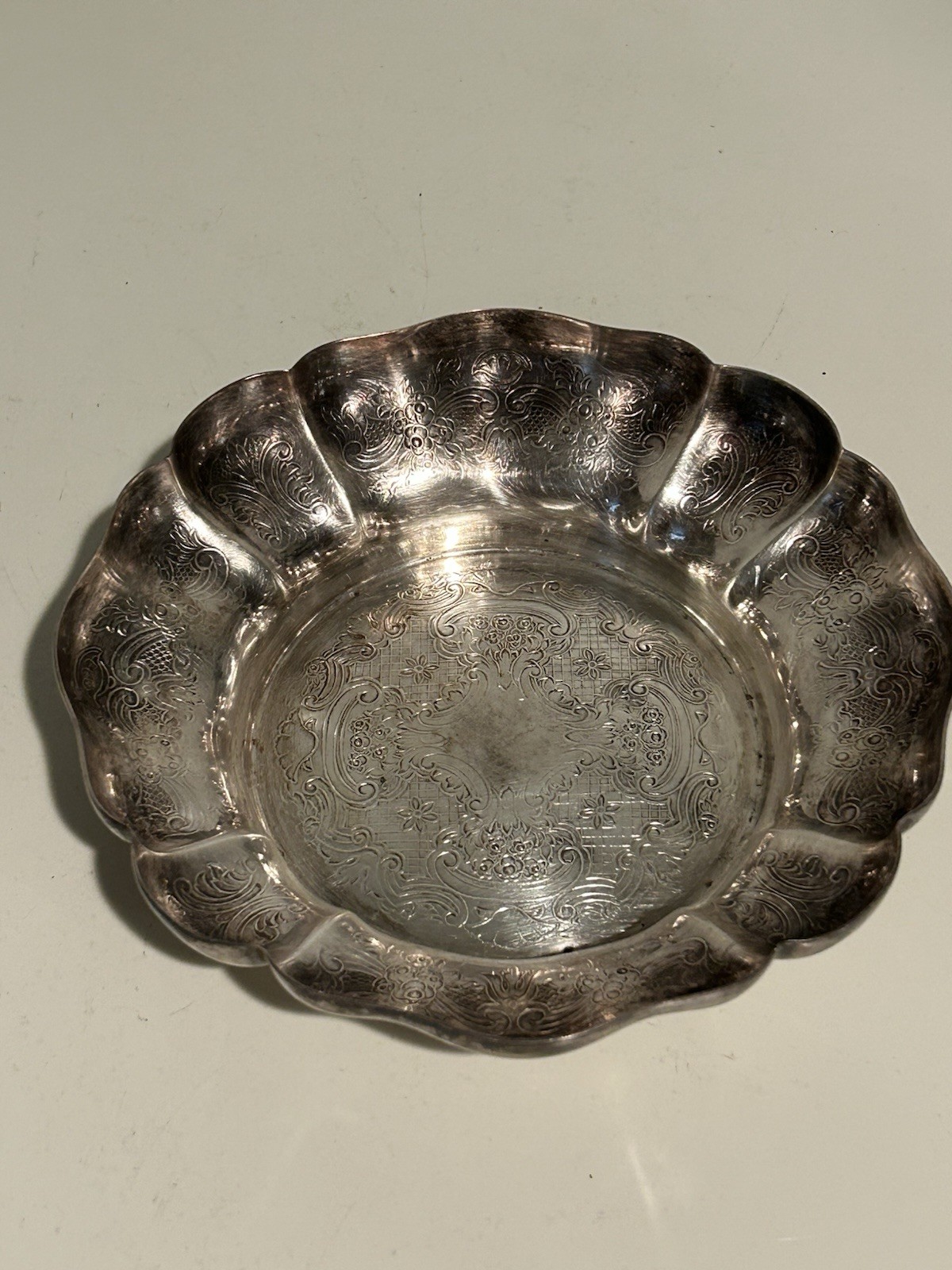 Vintage Barker Ellis English Silver Plate Scalloped Serving Bowl Dish 6”