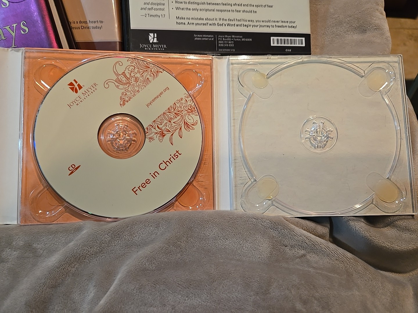 Joyce Meyer 4 CD Set & 1 DVD Lot + 1 Sarah Young Devotional - READ