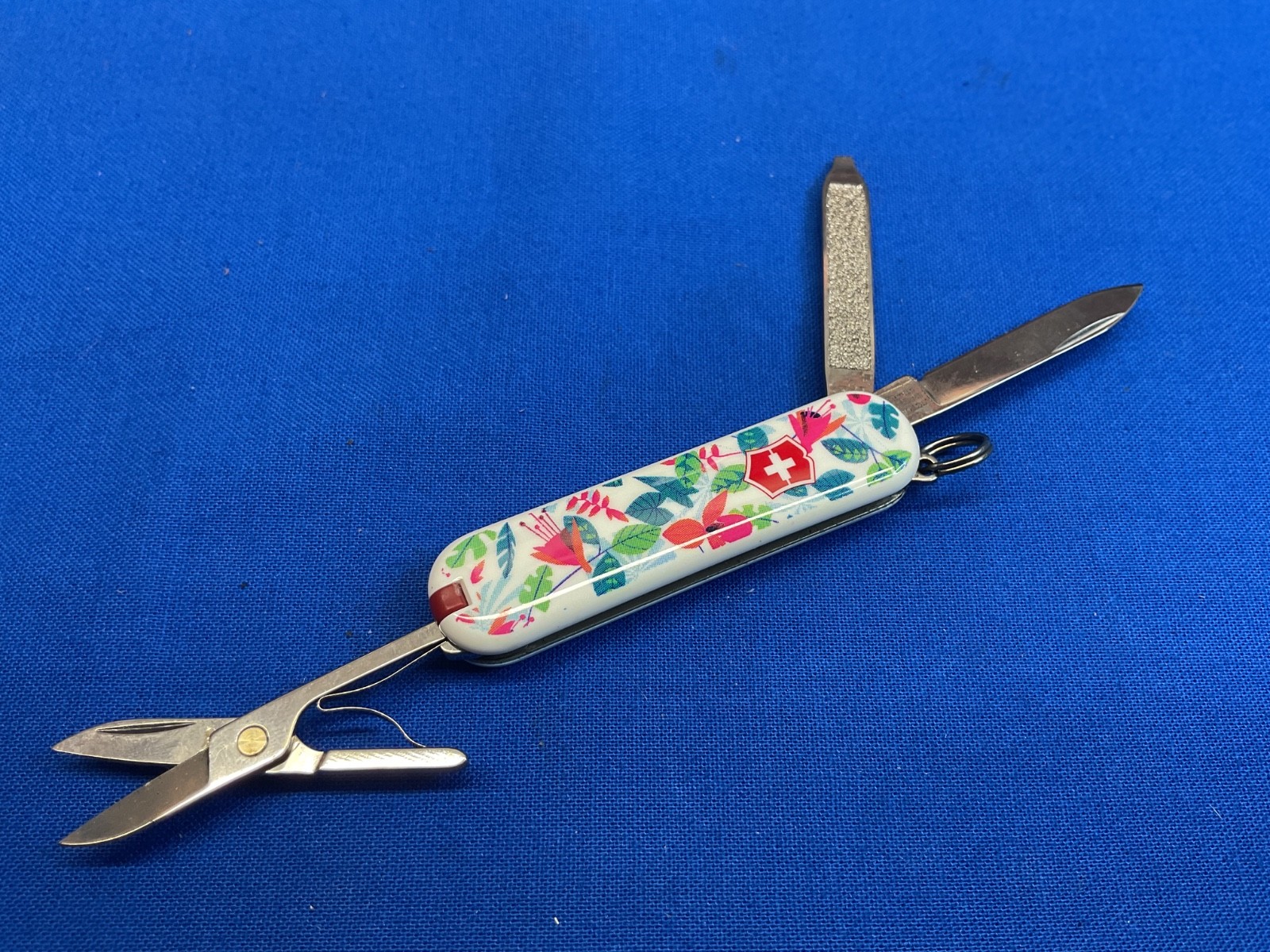 Victorinox Swiss Army Classic SD Rainforest Walk 2016 Limited Pocket Knife