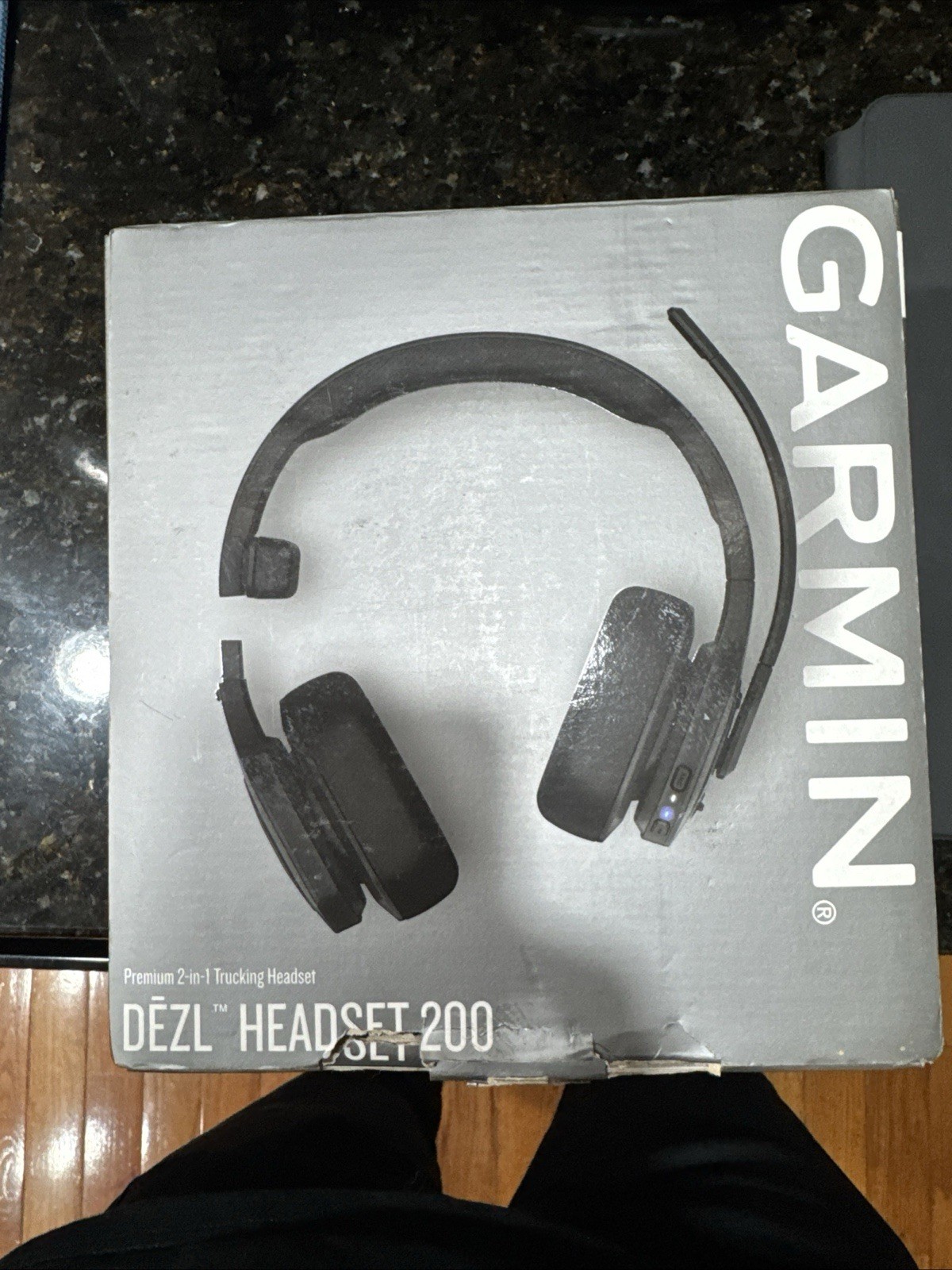 Garmin dezl 200 Wireless Bluetooth Noise Cancelling Trucking Headset NEW Sealed