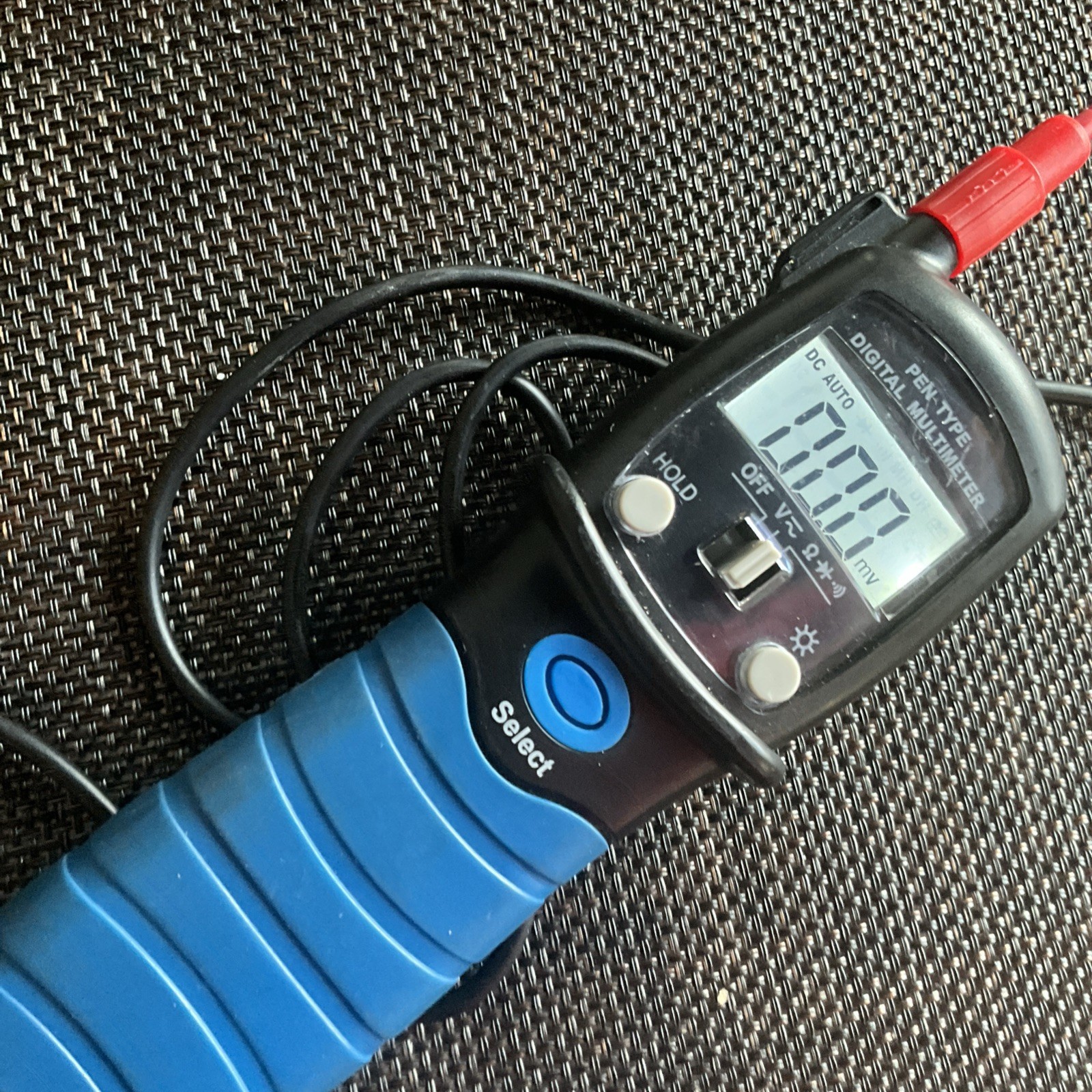 HoldPeak HP-38B Pen Type Digital Multimeter w/ Digital Display
