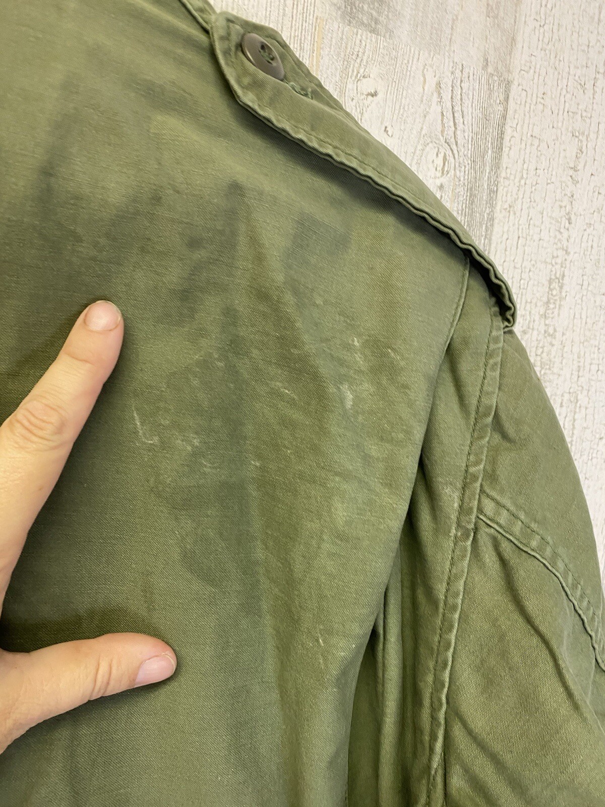 Vintage Olive Green Cold Weather Field Coat Medium Long OG-107 - Distressed Read