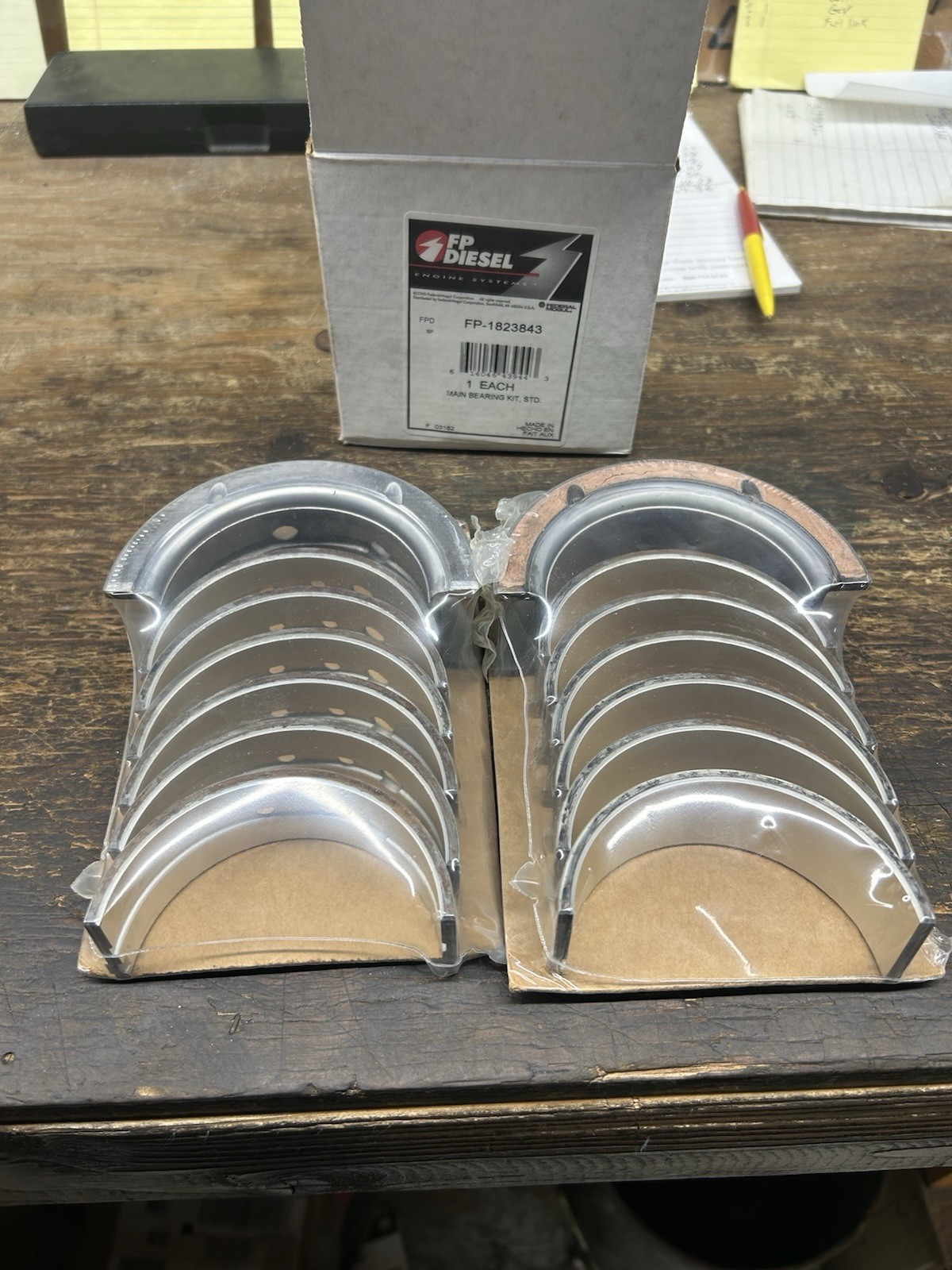 1823843 International Main Bearing Kit. STD. New F/P Diesel