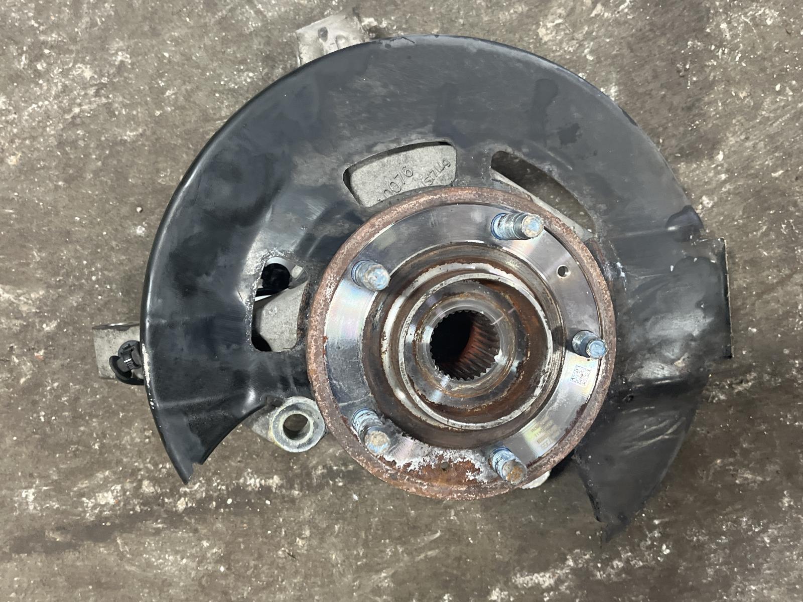 Used Front Left Steering Knuckle fits: 2018 Chevrolet Equinox Front Left Grade A