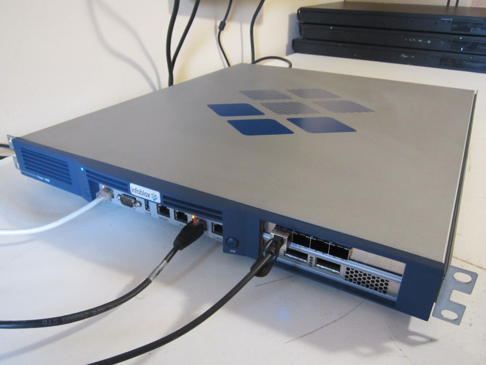 PfSense 4x 1Gb, 4x 10Gb, 2x 40Gb, E3-1275 v5, 32GB, 60GB SSD (Supermicro X11SSW)