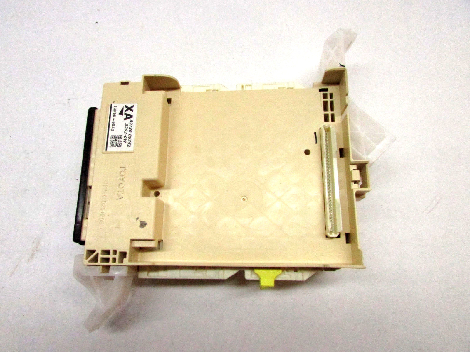 2014 TOYOTA CAMRY MULTIPLEX BODY CONTROL 82730-06752 OEM 12 13 14 15