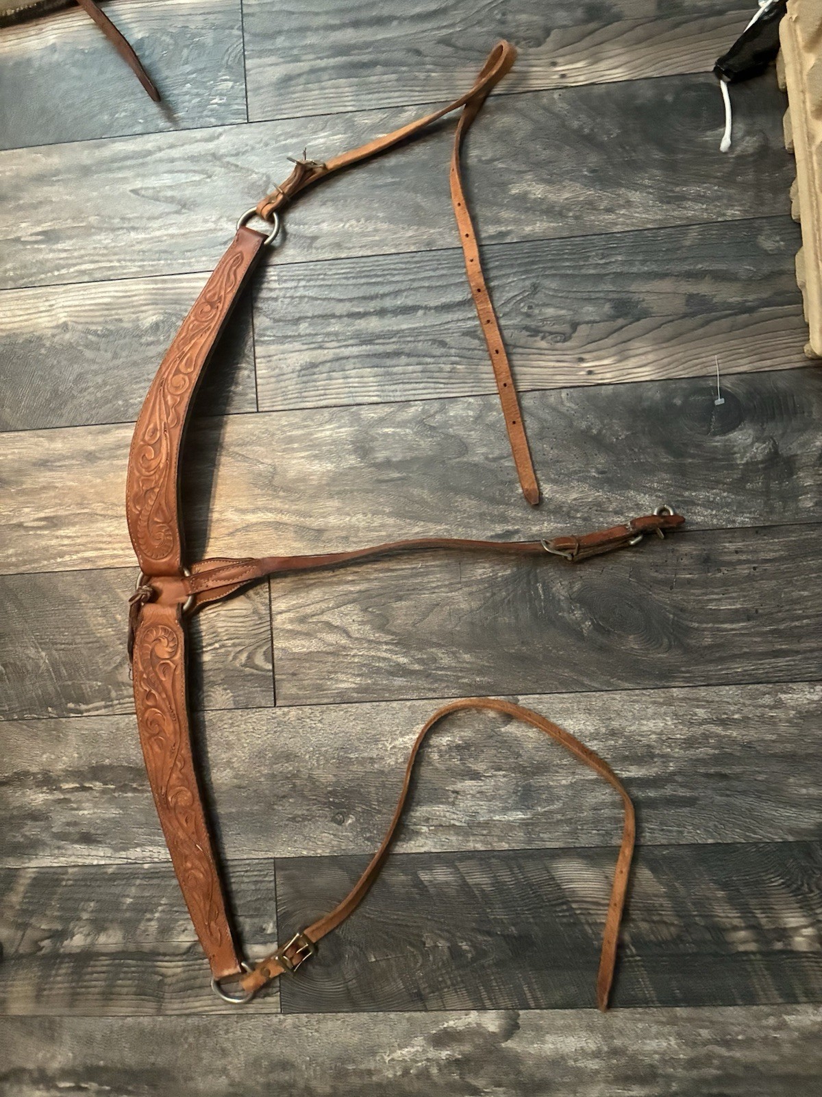 Western Breastcollar for Horses Floral Tooled Brown Leather Breast Collar
