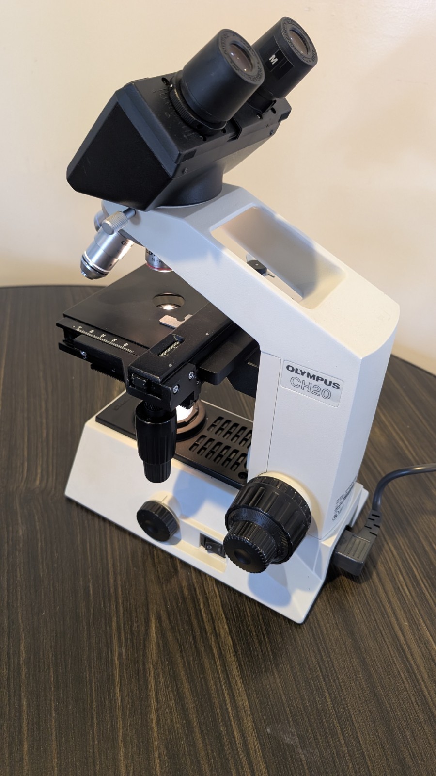 Olympus CH20 Microscope With 4 Objectives