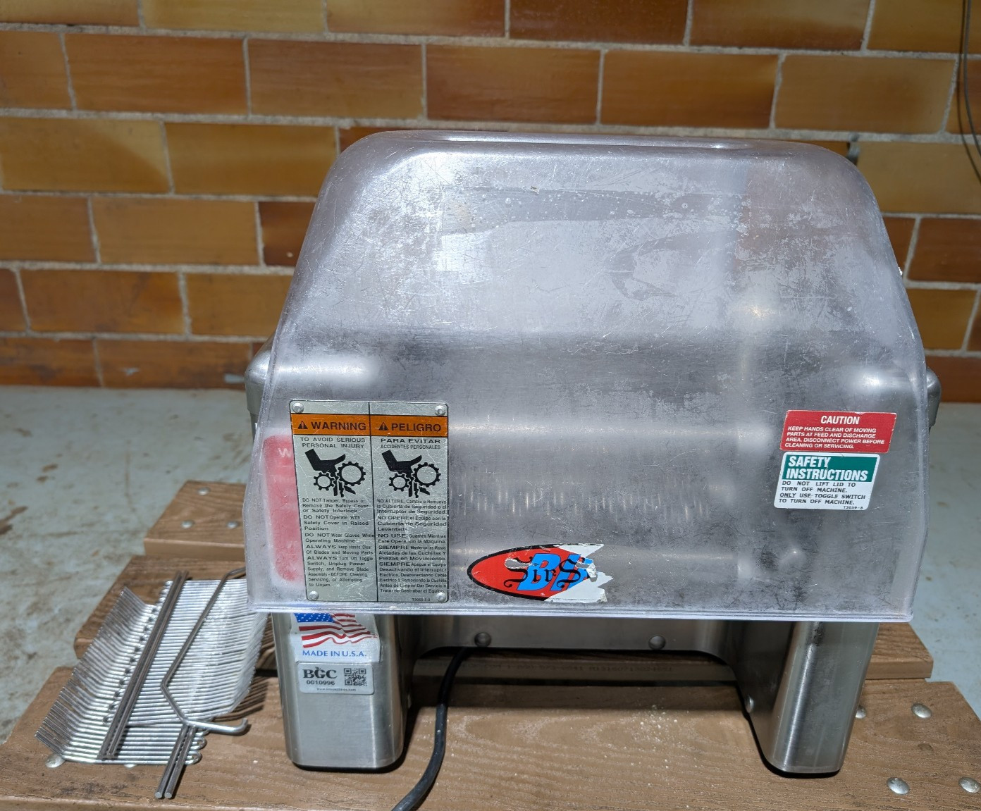 Biro Model PRO-9SD Standard Duty Meat Tenderizer Cube Steak Machine