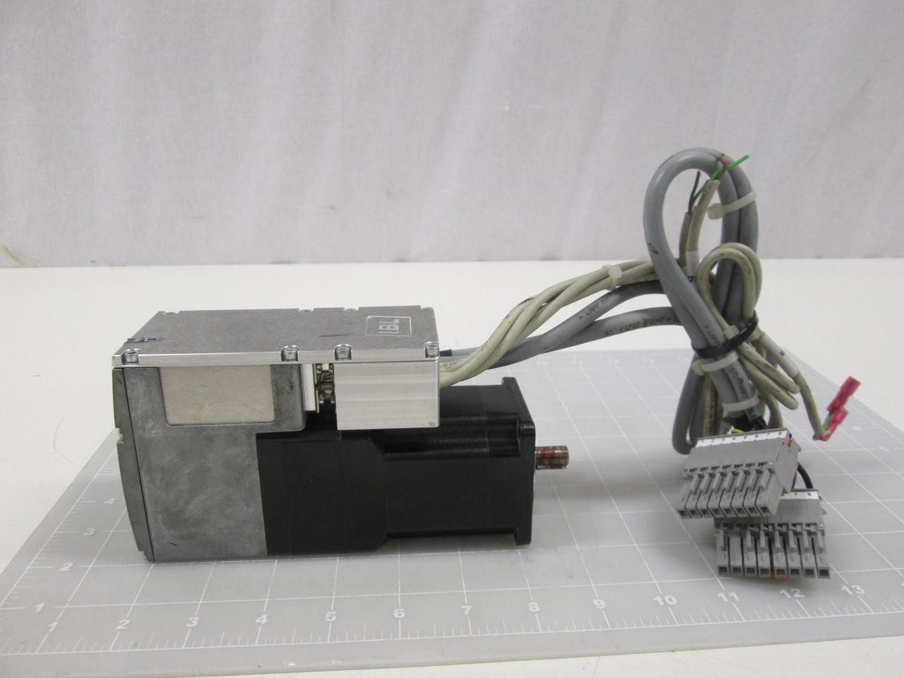 BERGER LAHR IFA62/2CANISDS/3DC-B54/O-001RPP41 STEPPING TRANSPORT MOTOR T61375