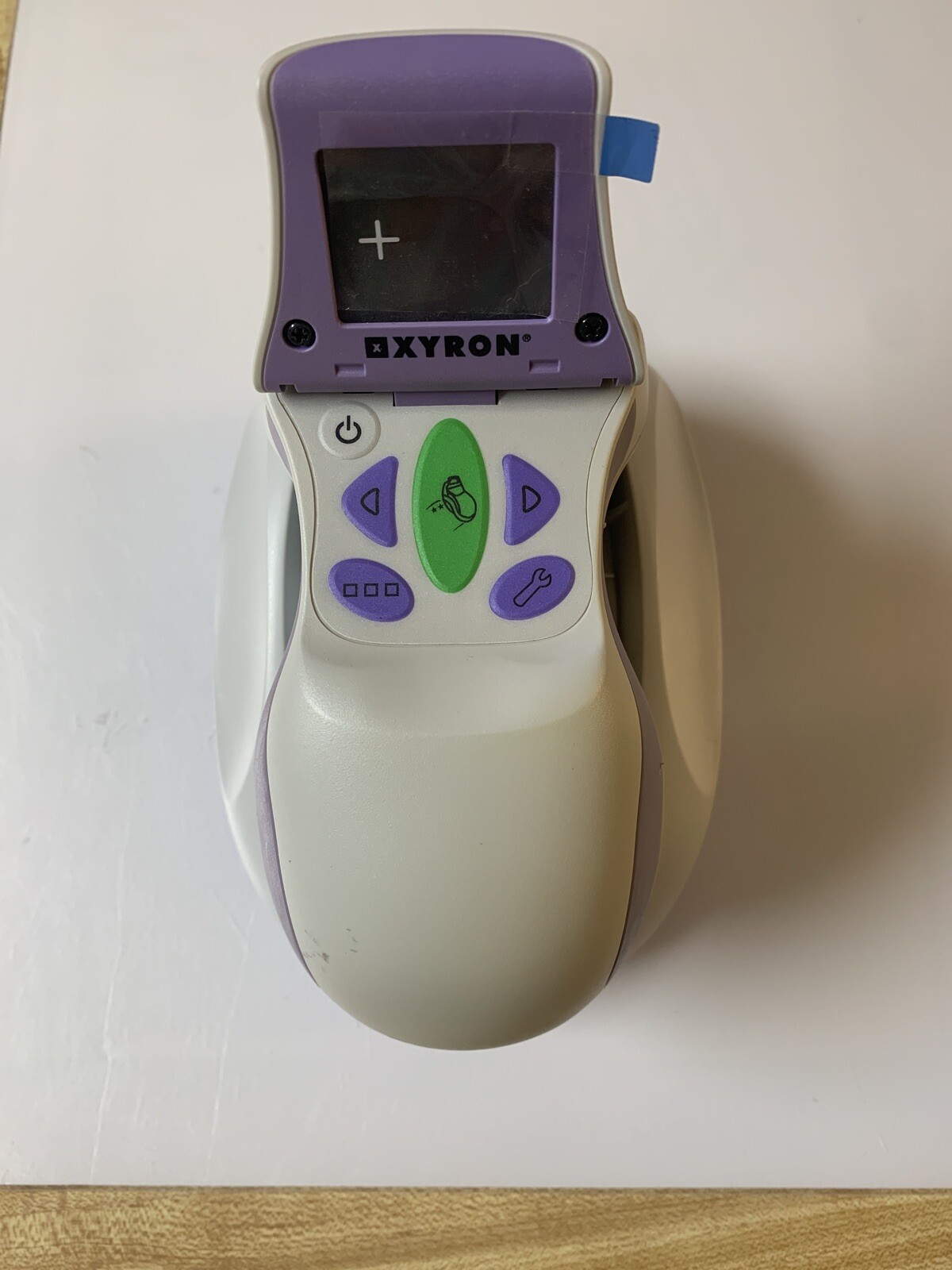 SALE - Xyron Design Runner 4375-001 Handheld Printer With Base