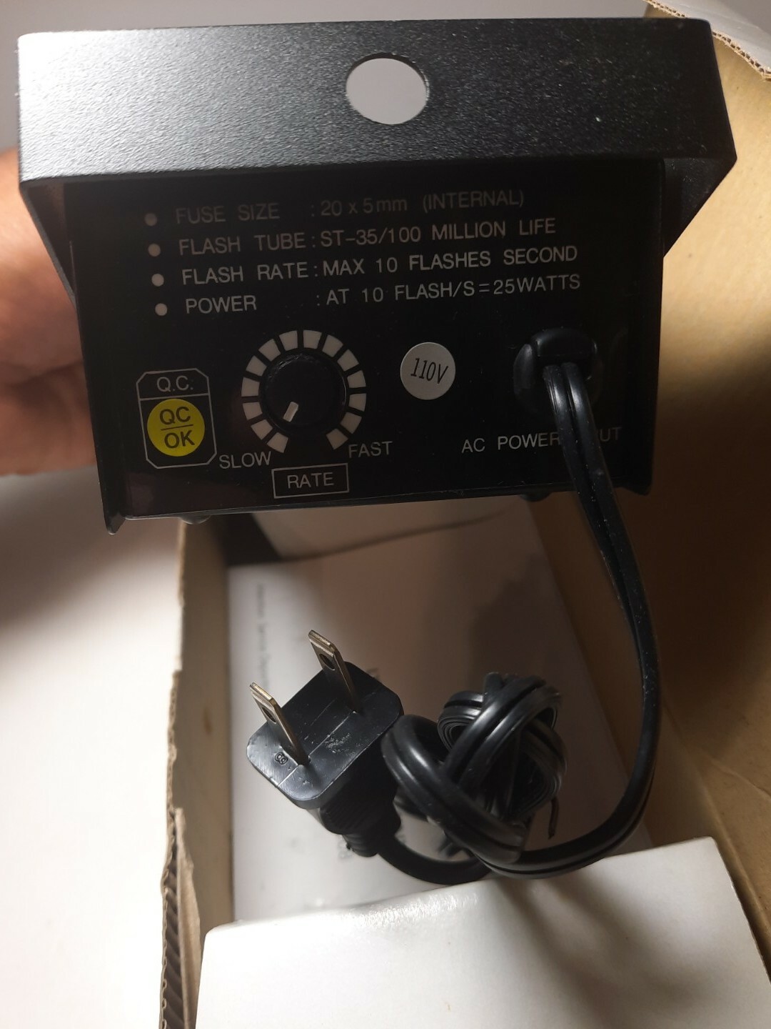 Lyte Quest By Gemini Mini Strobe SL-100 NEW