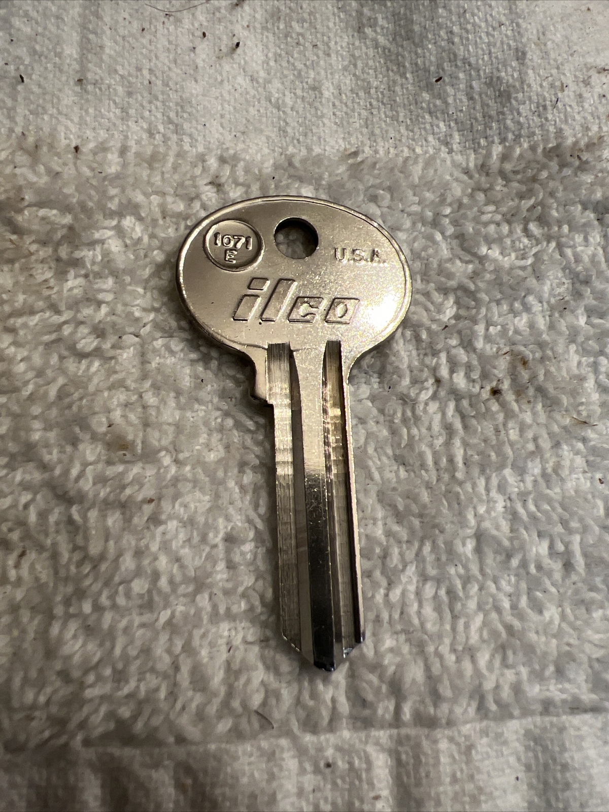 (1) New Ilco 1071E  Key Blanks Wilson Bohannon Uncut Locksmith