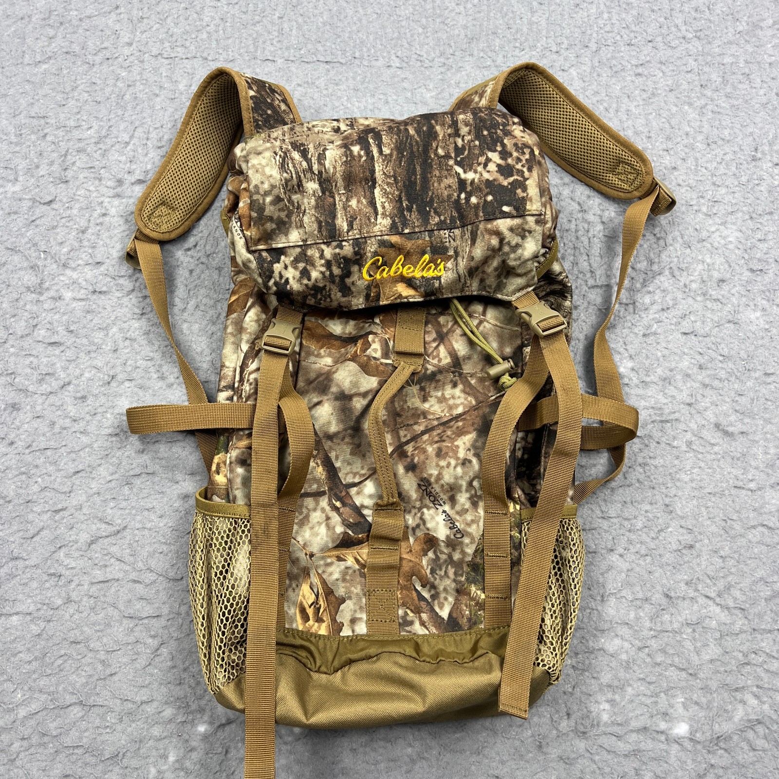 Cabelas Backpack Zonz Woodlands Camo Small Flap Top Packable Outdoor Travel Bag