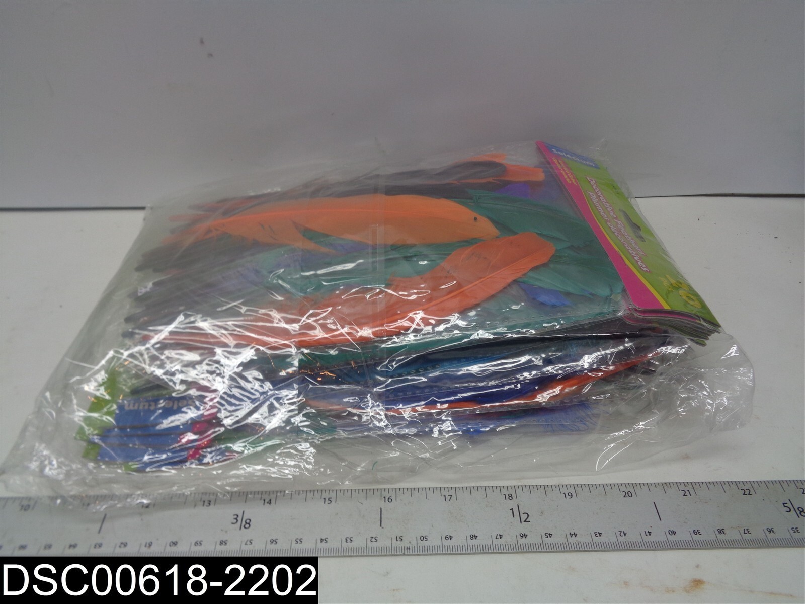 QTY=12 Packs of 20 Pieces: SL54451 Selectum Assorted Color Feathers 057447544512