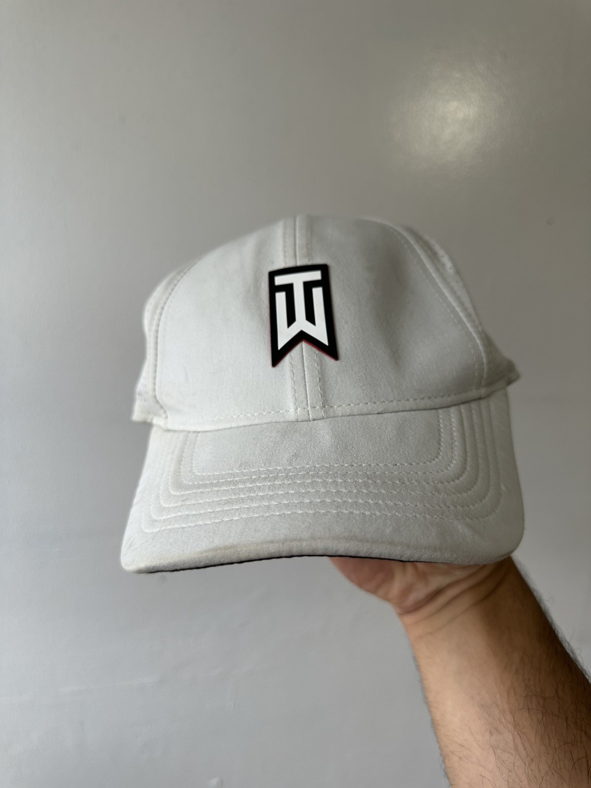 Nike Dri-FIT Tiger Woods Legacy91 AeroBill Golf Hat M/L White