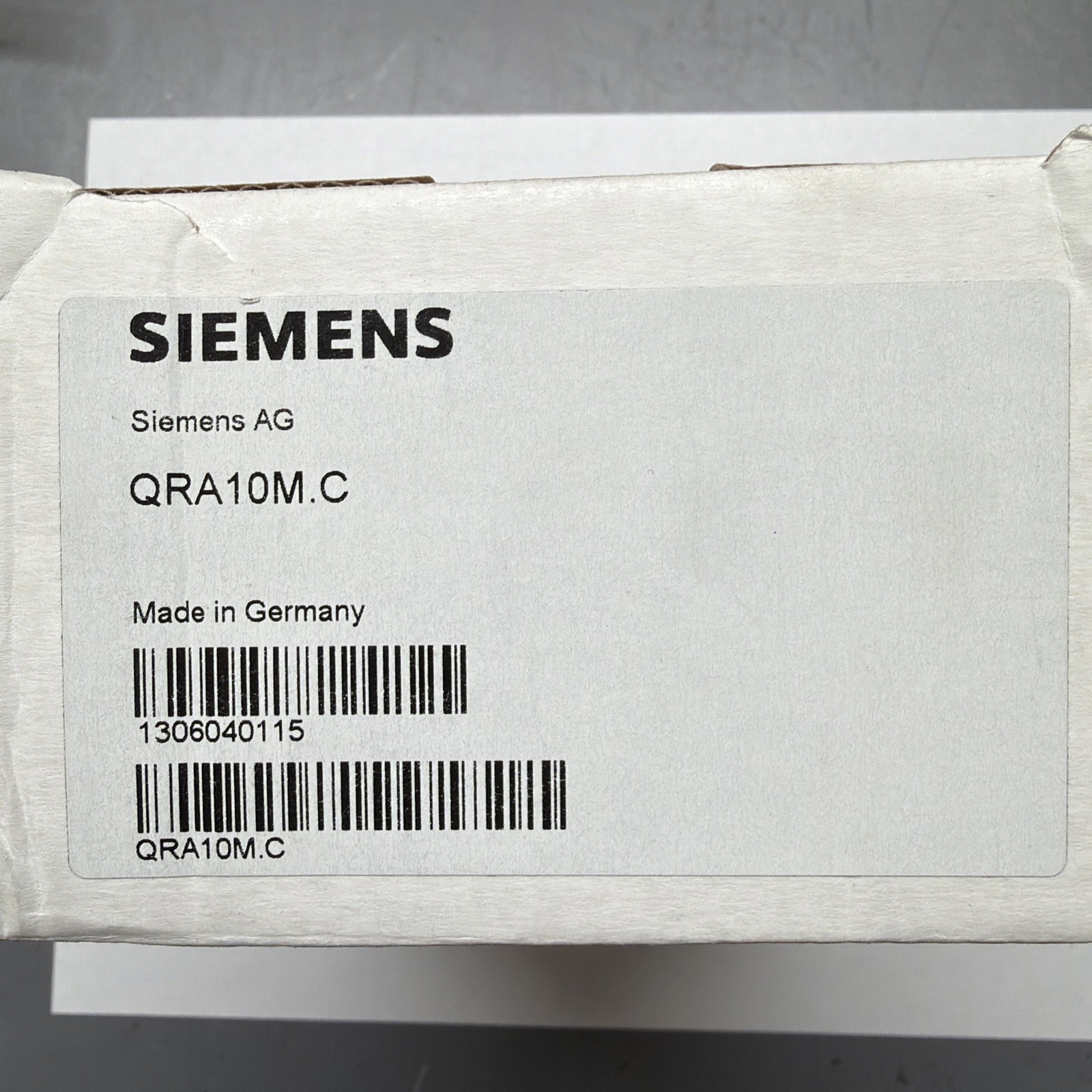 Siemens QRA10M.C UV Burner Flame Detector Normal Sensitive