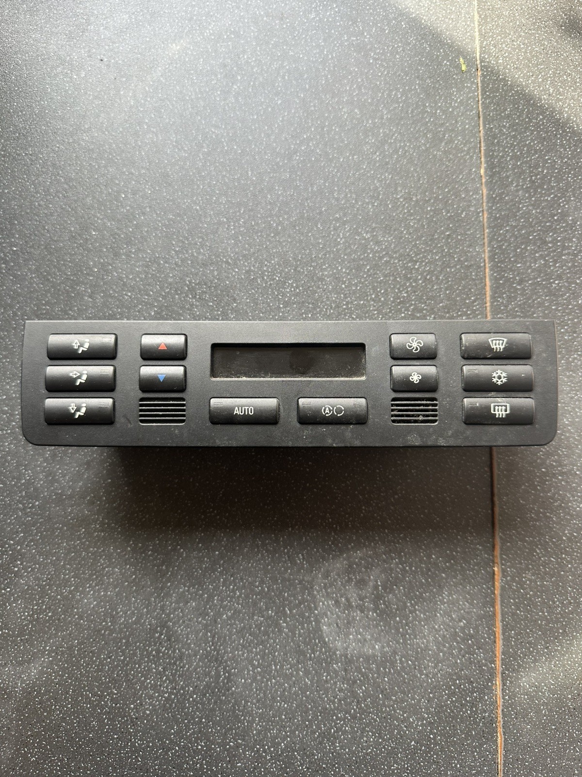 BMW 3 SERIES E46 CLIMATE CONTROL UNIT 6956319