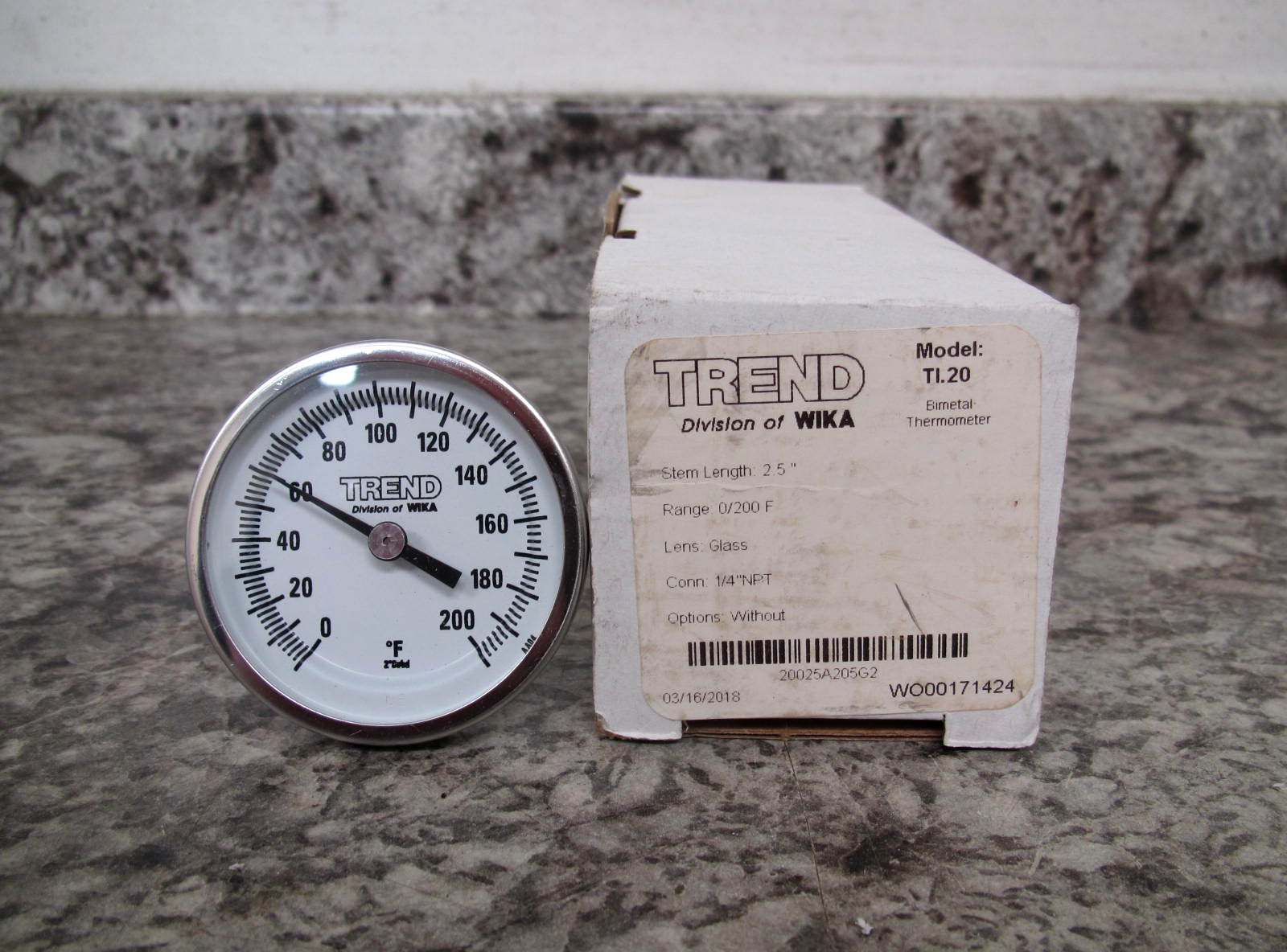 New Trend / Wika TI.20 2.5" Stem 0/200F Range 1/4" Conn Bimetal Thermometer