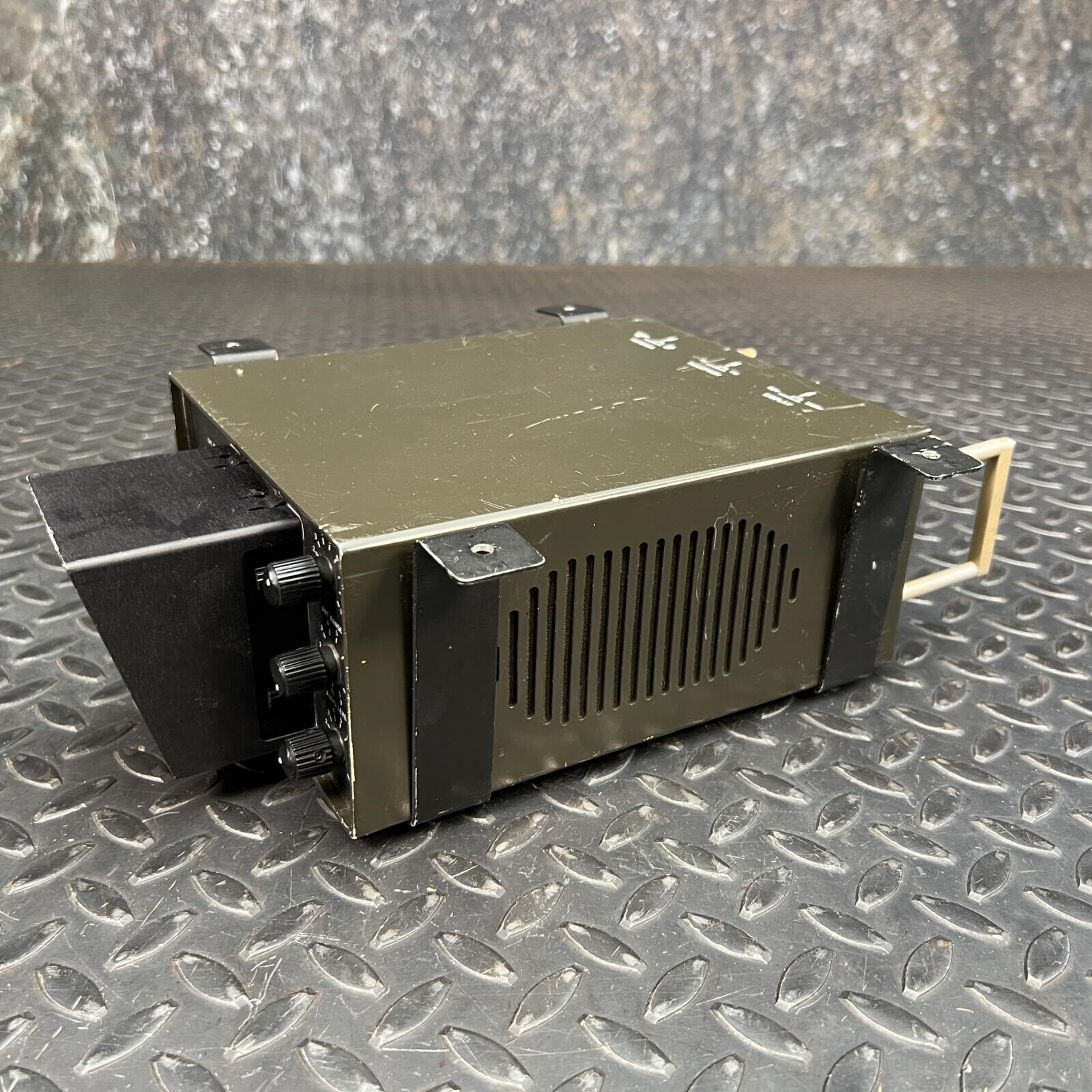 Radio Direction Finder: Doppler Direction Finder OAR DF4003A