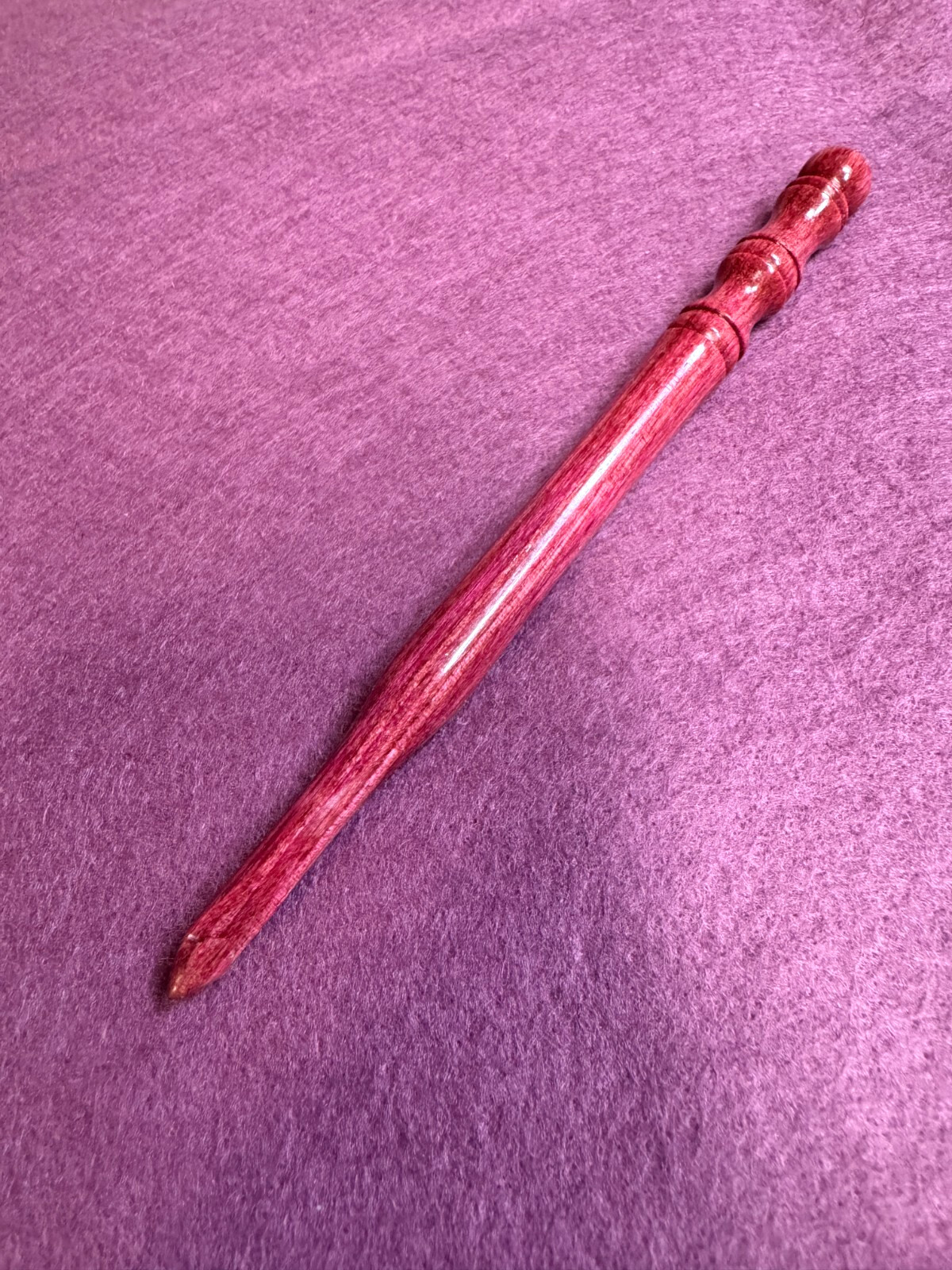 Hand carved FUSCHIA PINK  WOOD YARN  CROCHET HOOK  size J