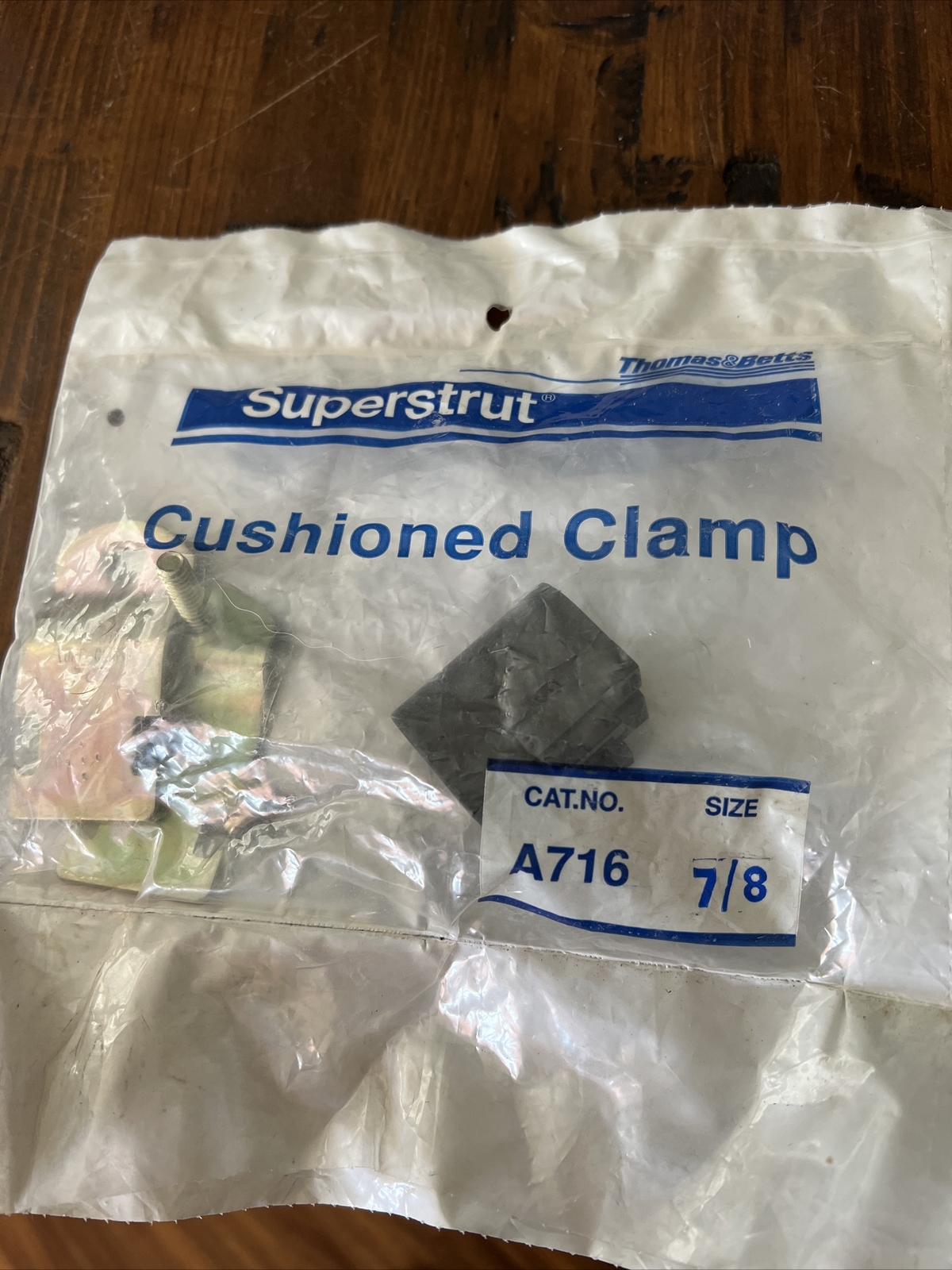 Super-Strut Channel Cushioned Clamp A7186 7/8  Clamp, Cushioned.  New