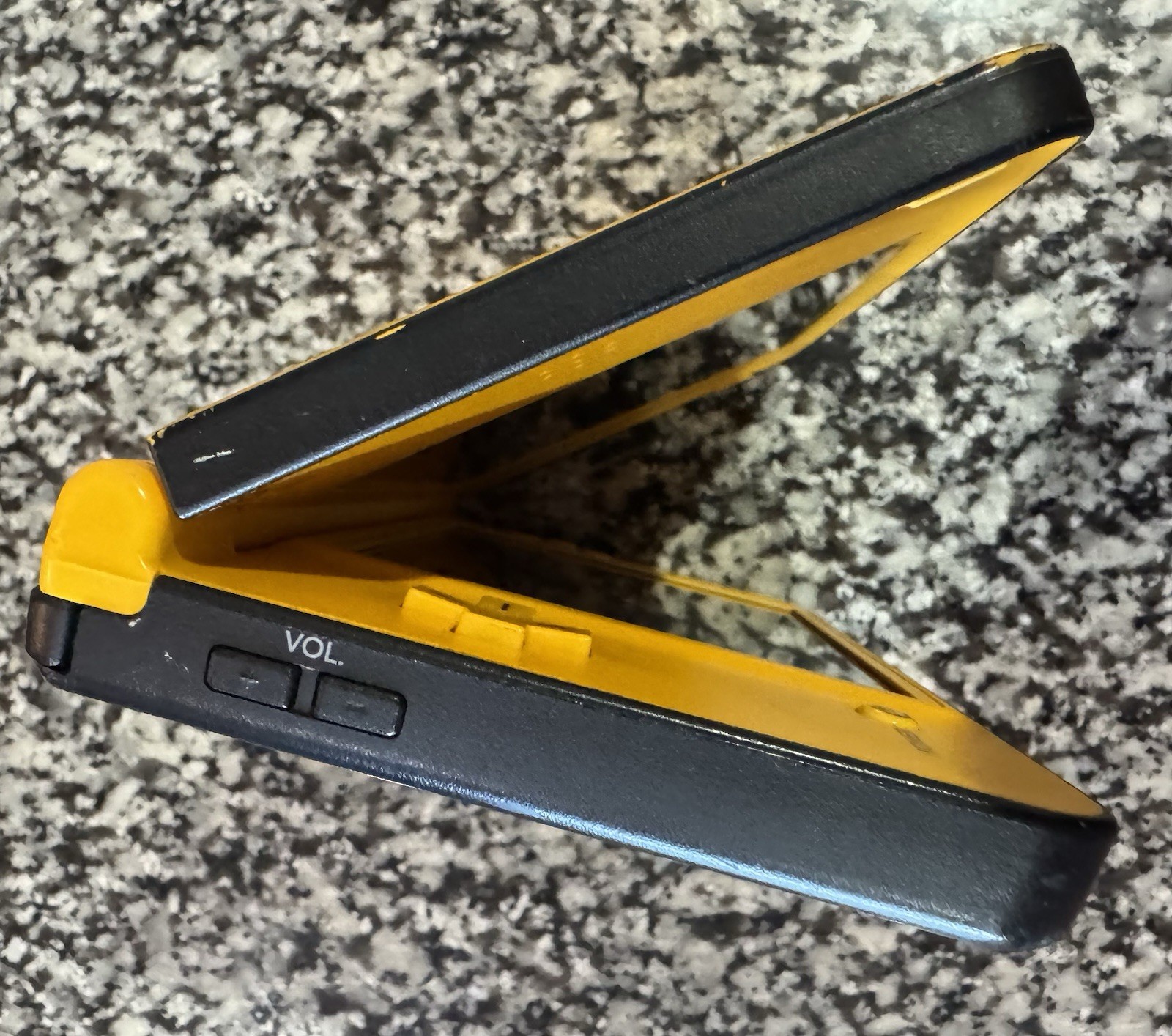 Nintendo DSI XL Yellow Japanese Console Only TESTED