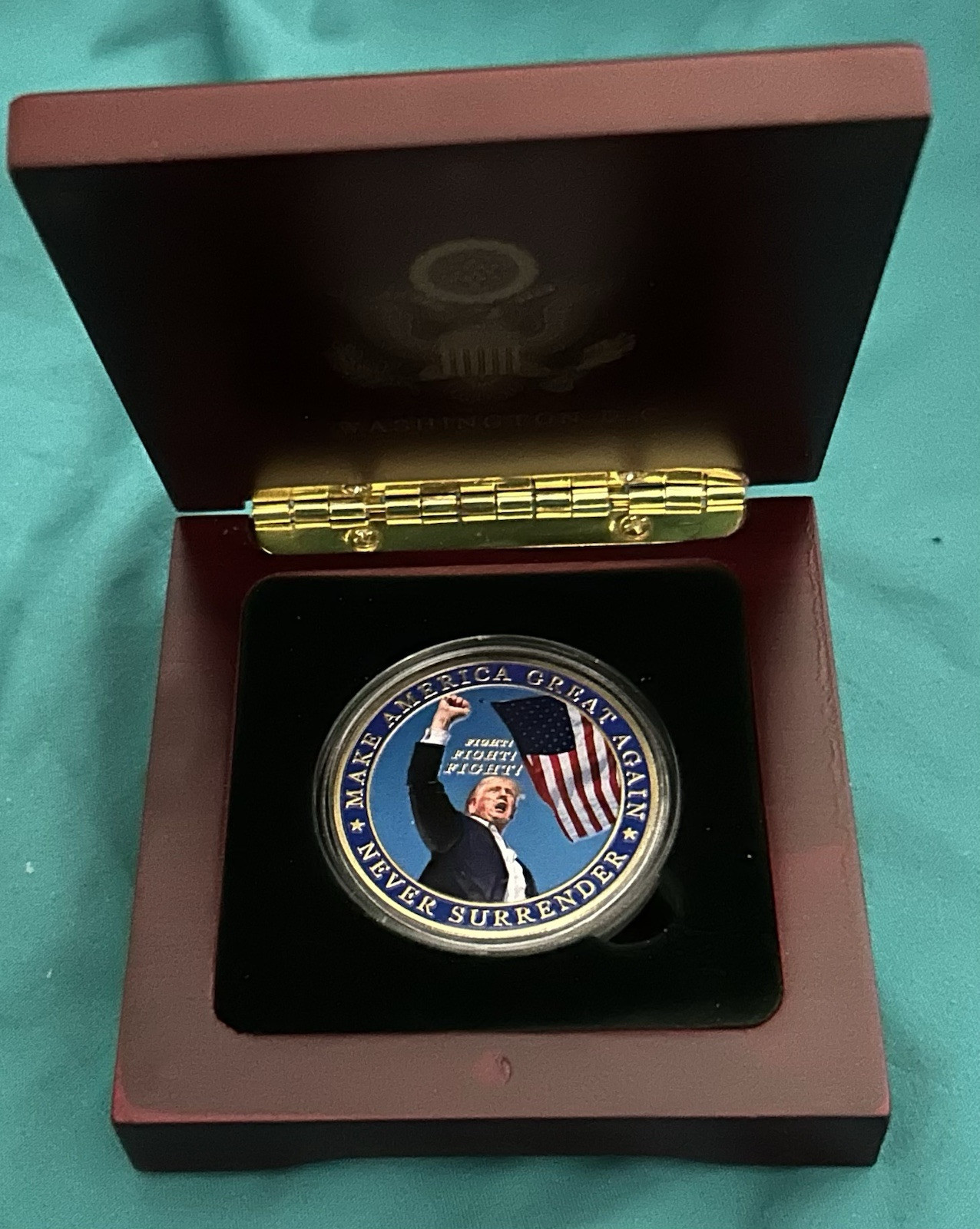 TRUMP WHITE HOUSE Signature CHALLENGE COIN 2025 INAUGURATION REPUBLICAN MAGA GOP