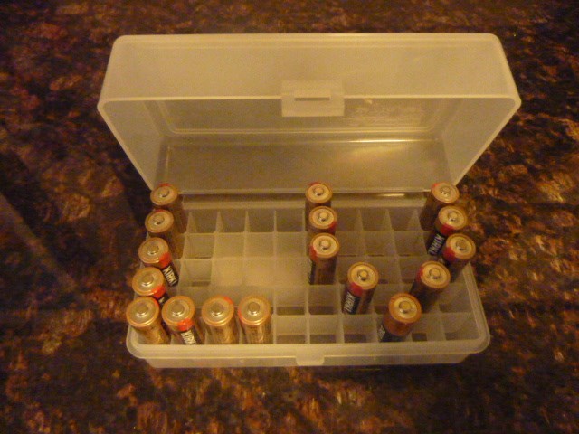 AA Battery Plastic Storage Box Bin Container HOLDS 50 BATTERIES ! (1) CLEAR